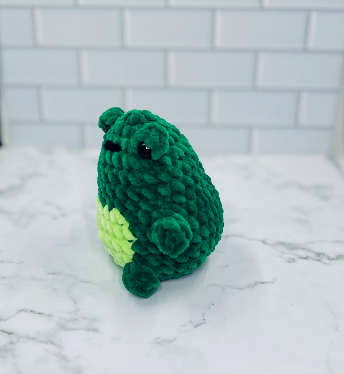 Chunky Crochet Frog Plushie | Soft & Cuddly Amigurumi Buddy