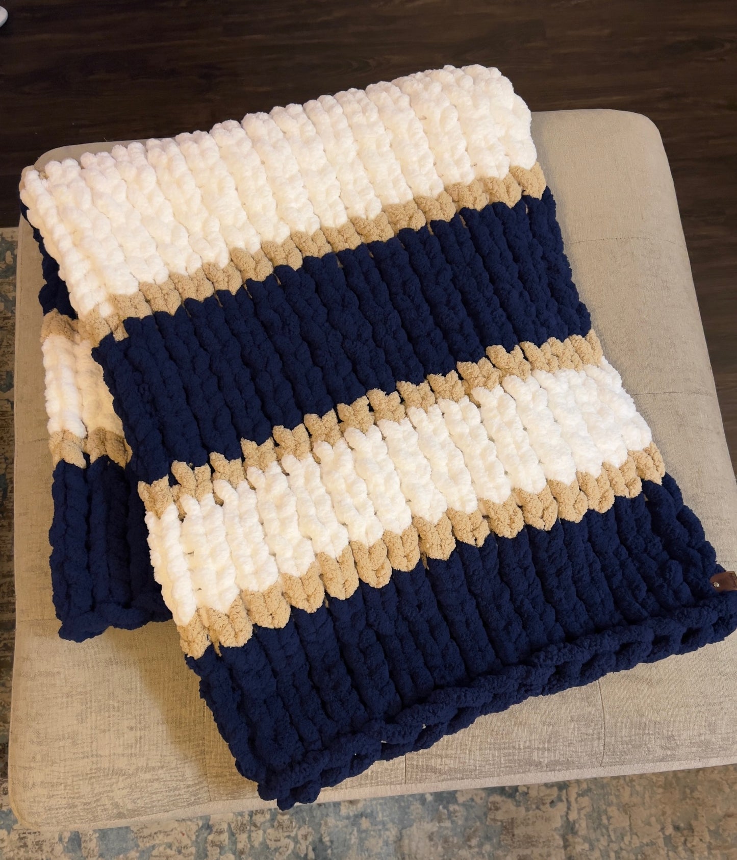 Custom College-Themed Chunky Throw Blanket – 50x60" | Personalized School Colors