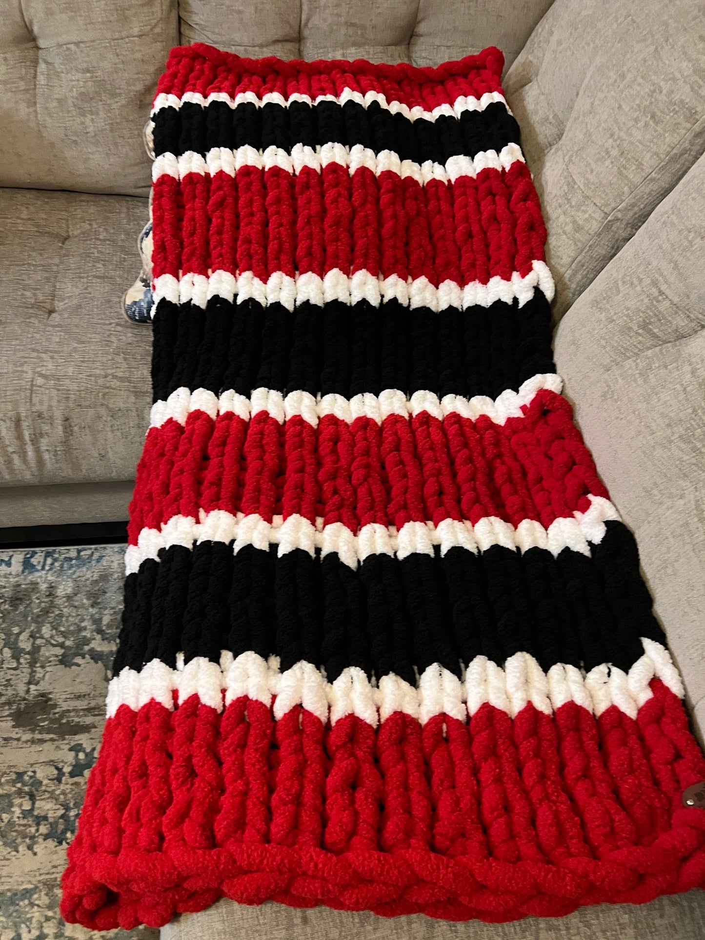 Custom Hand-Knit Chunky Throw Blanket | Red, White & Black | Ultra Soft & Cozy