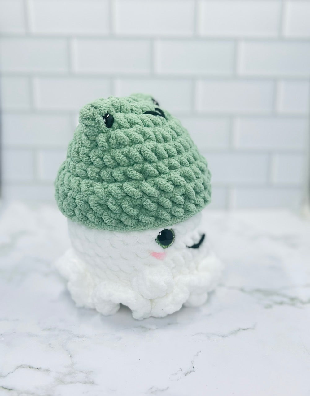 Crochet Ghost Plushie with Frog Hat | Glitter Eyes, Rosy Cheeks & Friendly Smile | 7" Cute Spooky Decor